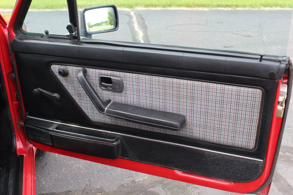 JN door panel
